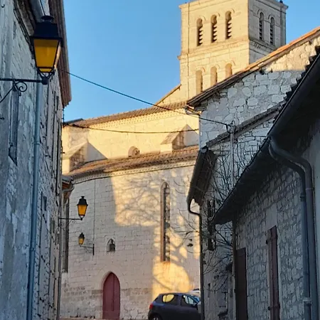 La Maison De Julie Casa de Férias *